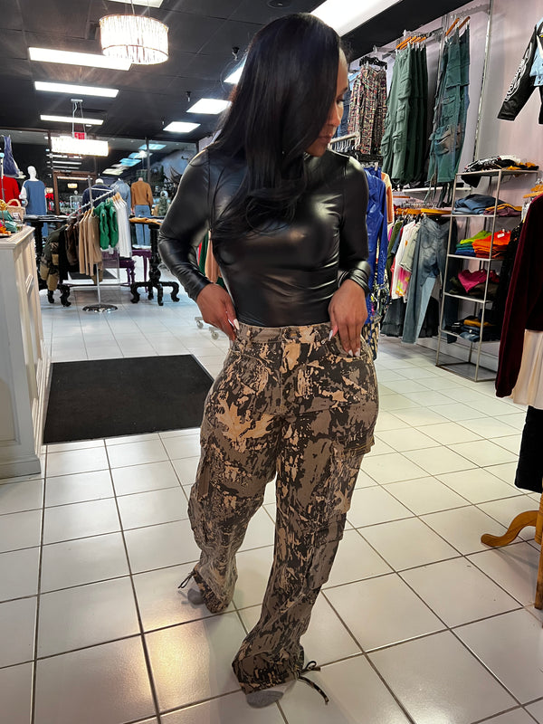 I'm In Charge | Camo Cargo Pants